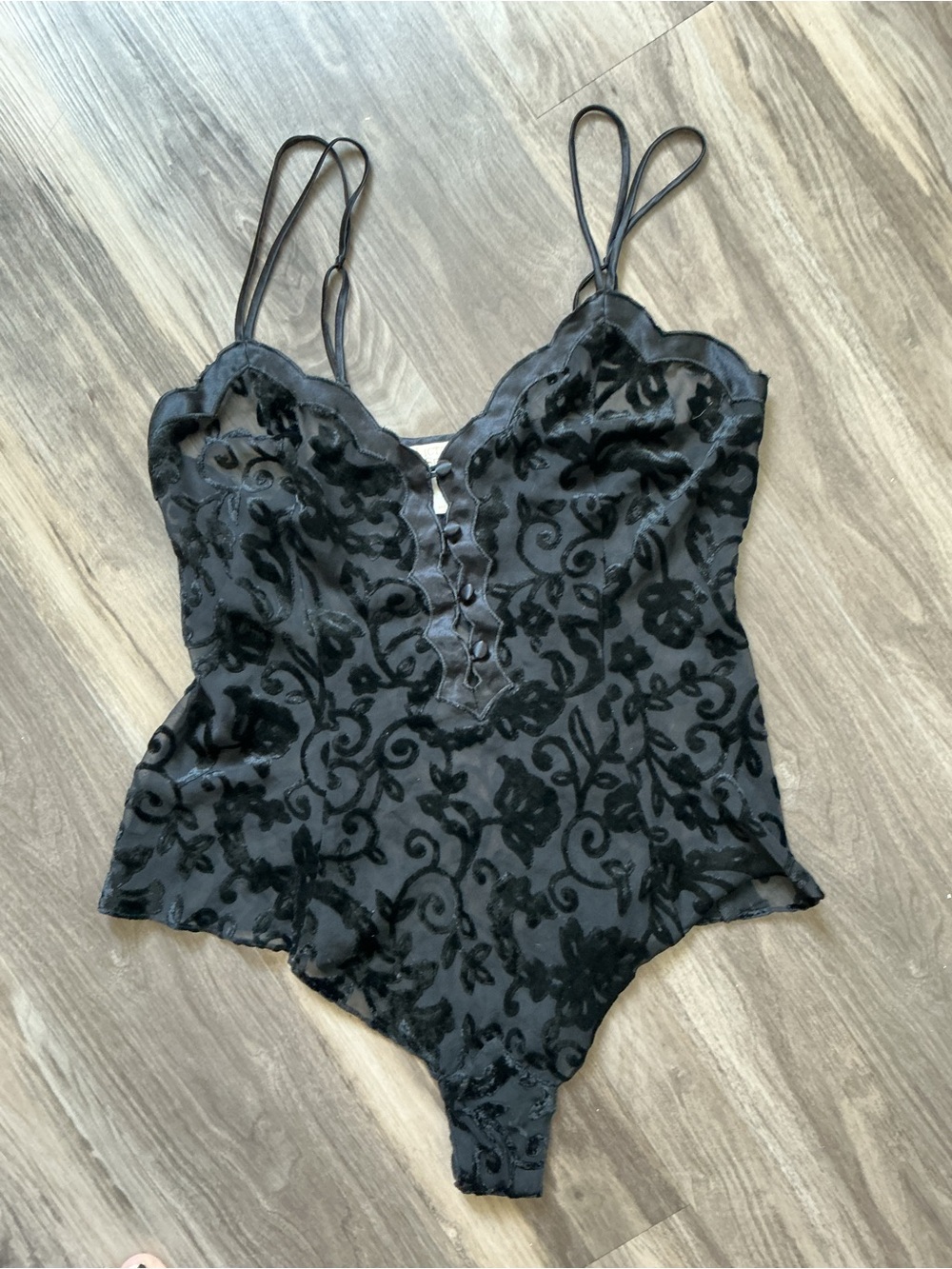Vintage Victoria's Secret Gold Label Black Velvet Burnout Scallop Teddy S